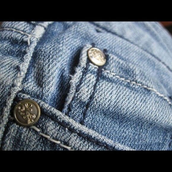 Hemmed 3R Refuge Blue Jean Pants Preowned Hole Some Flaws IS: 28.5 OS:37.5 W: 27 - Picture 10 of 16